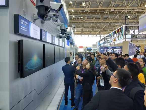 ̽�I2018����������ح������ҕչ�^�F�����r��