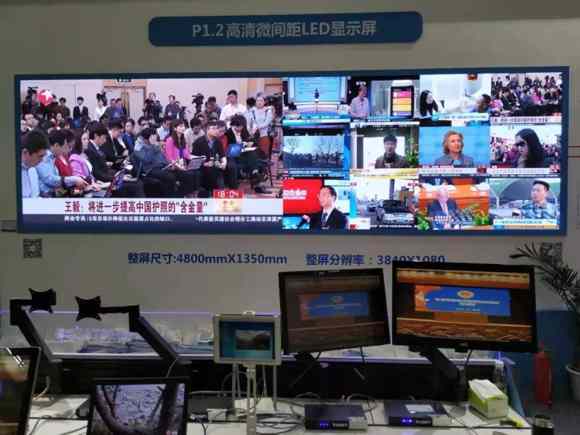 2018�걱��������¡���_Ļ Voury׿�A����LEDƴ�Ӵ���Ļ���ల����