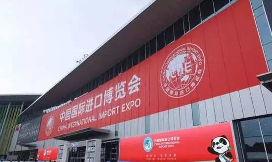 Ո���գ��@��һ������Ϻ��M(j��n)����(hu��)�ĸ��x�š�