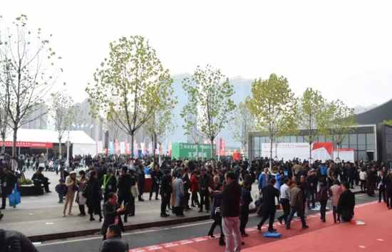 ��s�ϲ� ��75���Ї������b��չʾ���_Ļ