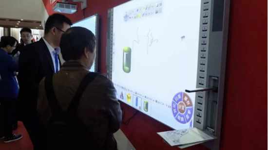 艾博德股份攜新品全新亮相第75屆中國教育裝備展示會