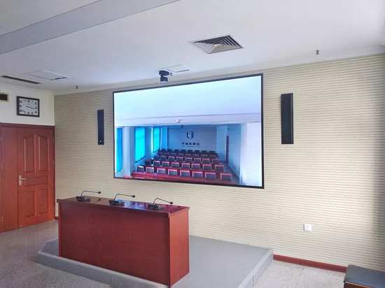 ���ϸ��^����ί�T��ҕ�l���h�ґ���Voury׿�A΢�g��LED�@ʾ����Ļ