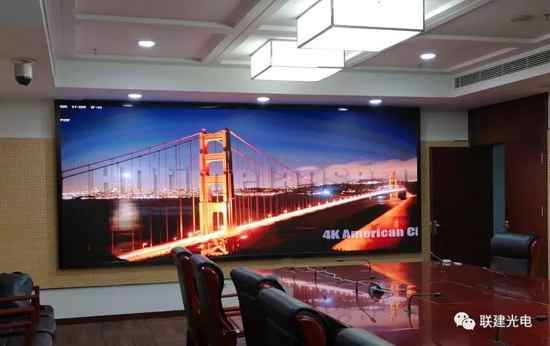 �����LED��������c���Ͼ����껨�_�^�z��Ժ