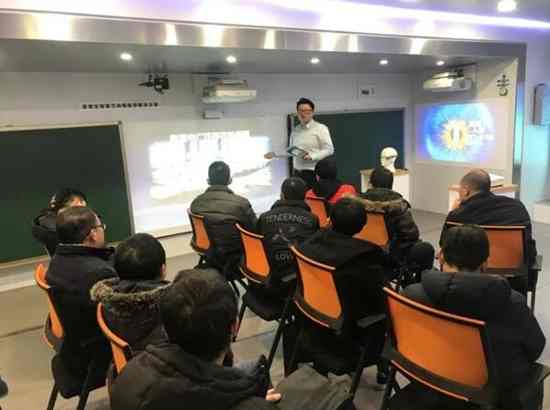 ����������܇2019�ن��̣�һ�𿴿����^��·