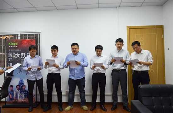 ���ͶӰĻ���M�����S�M���F꠽��O�Є�������ô����