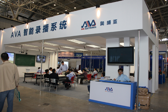 ��60���Ї��̌W�x���O��չ