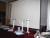 �t�~���ͶӰĻ�aƷ��������InfoCommչ 